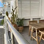 3-Bedroom Central, Spacious And Bright Apartment.